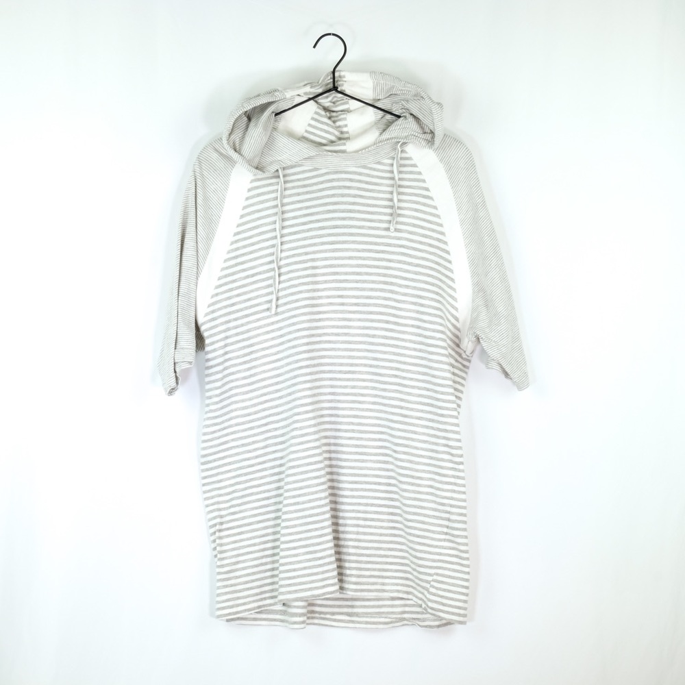 *NWOT* Broken Threads Men’s Short Sleeve Hoodie